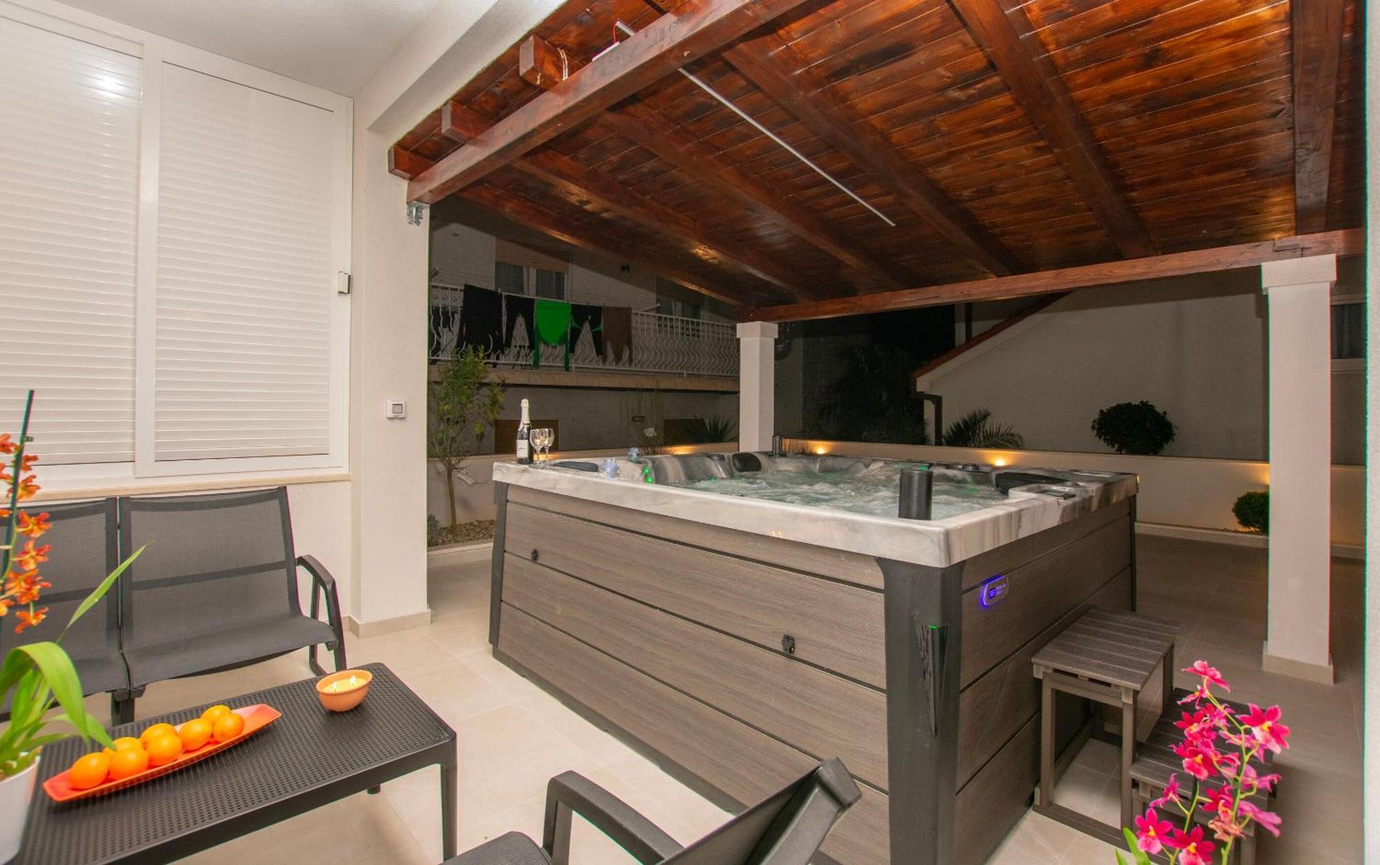 Apartment Dora Duće Eksteriør billede